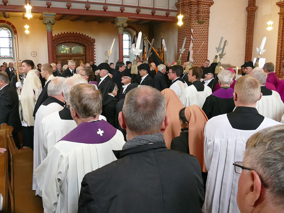 Pontifikalrequiem und Beisetzung von Weihbischof em. Johannes Kapp (Foto: Karl-Franz Thiede)